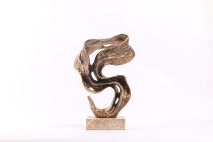 Aurelia Flow Sculpture